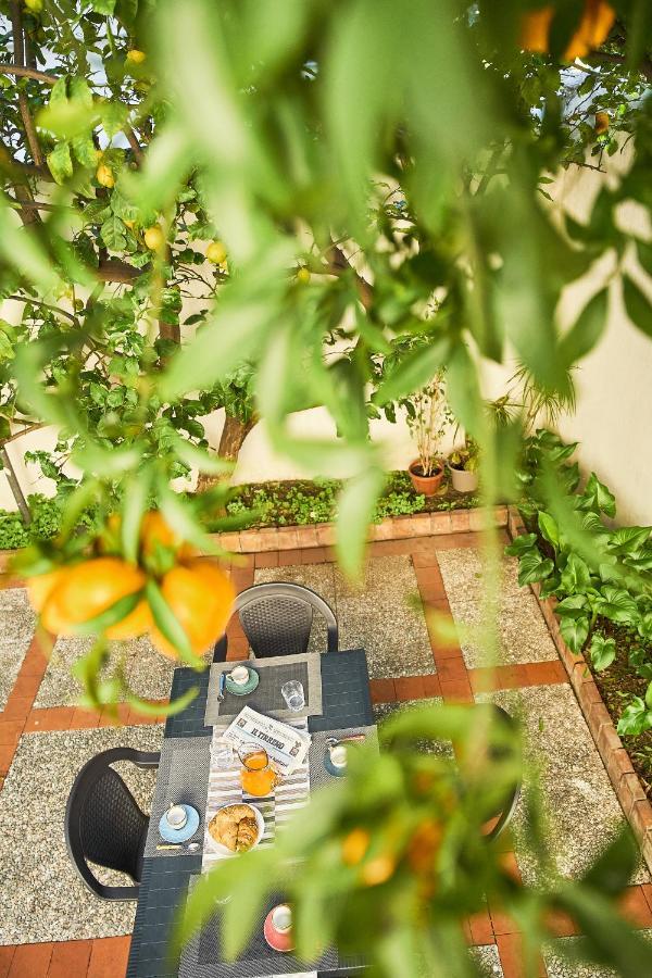 דירות ליבורנו ✦ Garden House In Centro - Free Parking ✦ מראה חיצוני תמונה